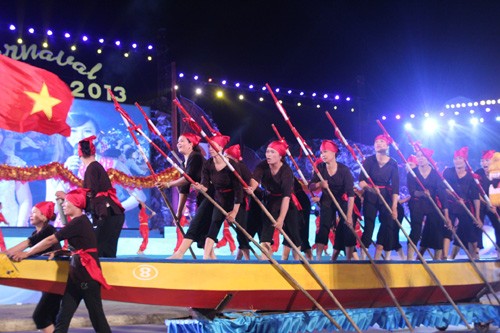 Le Carnaval de Halong 2013, un attrait touristique de Quang Ninh - ảnh 3